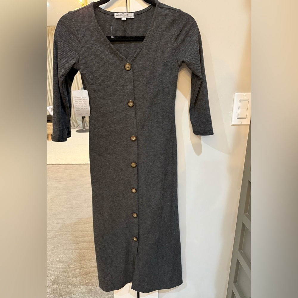 Velvet Torch Charcoal Midi Button Front Dress NWT Size Medium